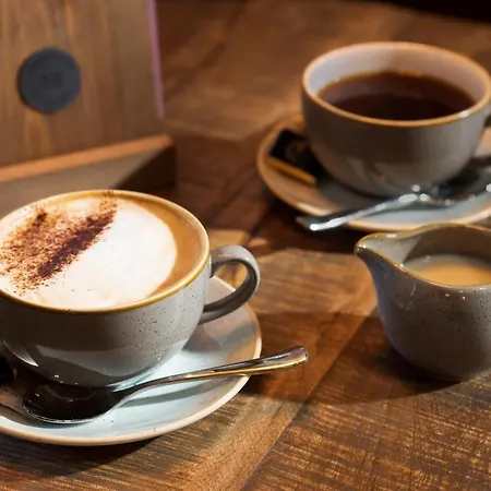 אורחן The Temperance Inn, - The Collection Group