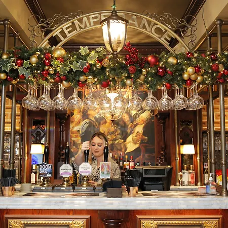 The Temperance Inn, - The Collection Group אורחן אמבלסייד