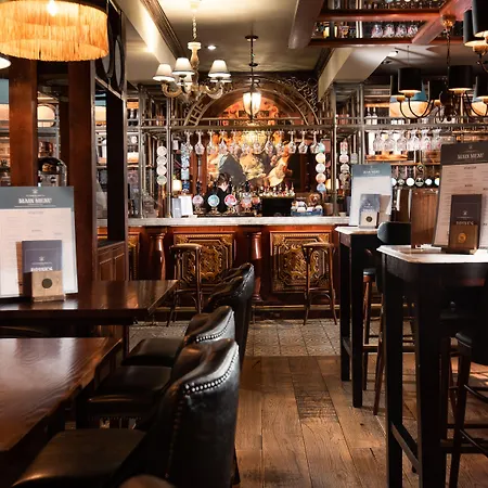 The Temperance Inn, - The Collection Group Эмблсайд