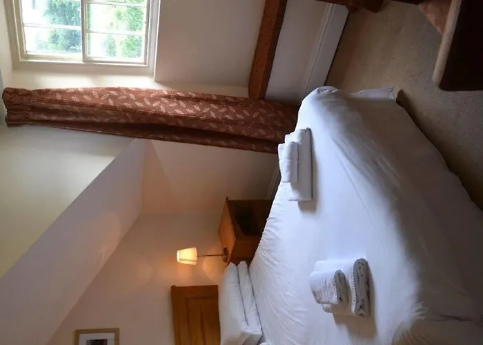 Inn The Temperance Inn, - The Collection Group